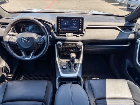 Used 2019 Toyota RAV4 XSE w/ XSE Weather Package AWD/4WD image 11