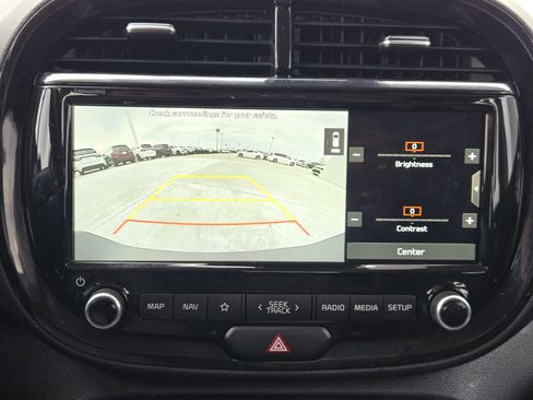 Used 2020 Kia Soul EX image 21