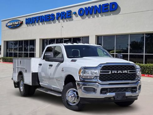 Used 2024 RAM 3500 SLT w/ Quick Order Package 2YG SLT AWD/4WD image 1