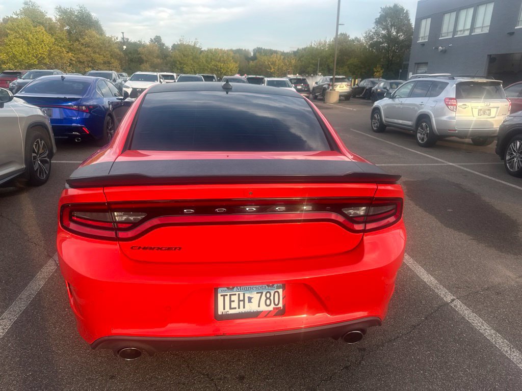 Used 2018 Dodge Charger R/T RWD image 9