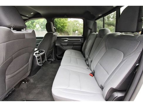 Used 2021 RAM 1500 Big Horn RWD image 12