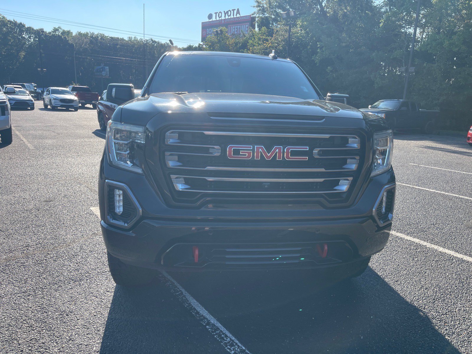 Used 2019 GMC Sierra 1500 AT4 w/ AT4 Premium Package AWD/4WD image 2