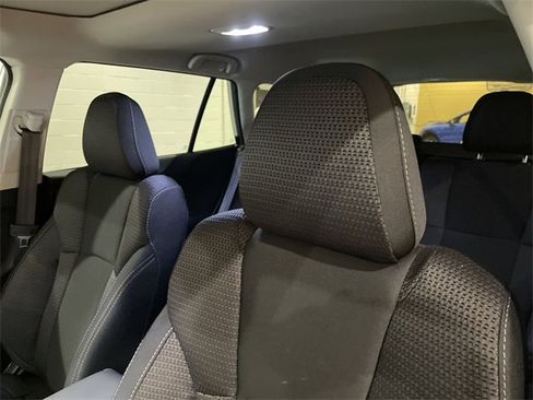 Certified 2025 Subaru Outback Premium w/ Popular Package #1A image 12