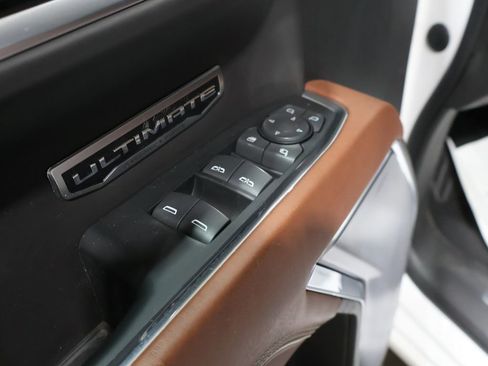 Used 2023 GMC Sierra 1500 Denali Ultimate image 15