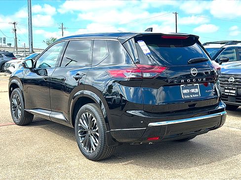 New 2026 Nissan Rogue Platinum w/ Platinum Premium Package AWD/4WD image 6