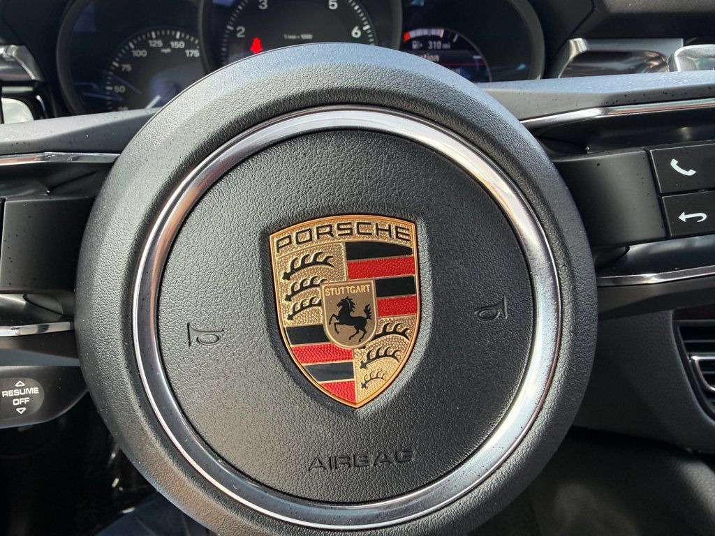 Used 2026 Porsche Macan AWD/4WD image 14
