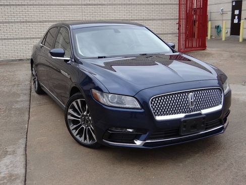 Used 2017 Lincoln Continental Reserve image 36