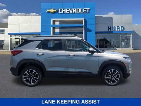 New 2026 Chevrolet TrailBlazer LT w/ LT Cold Weather Package AWD/4WD image 3