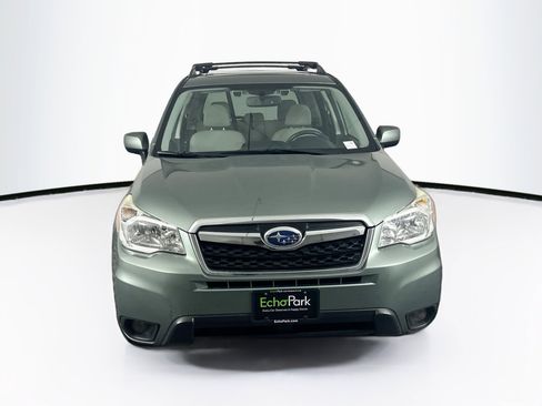 Used 2016 Subaru Forester 2.5i Premium AWD/4WD image 2