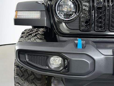 Used 2024 Jeep Wrangler Unlimited AWD/4WD image 16