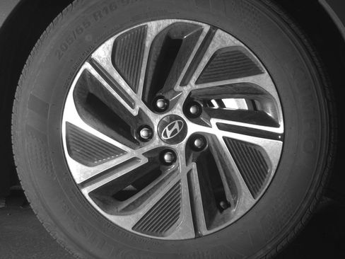 Used 2026 Hyundai Sonata Blue FWD image 16