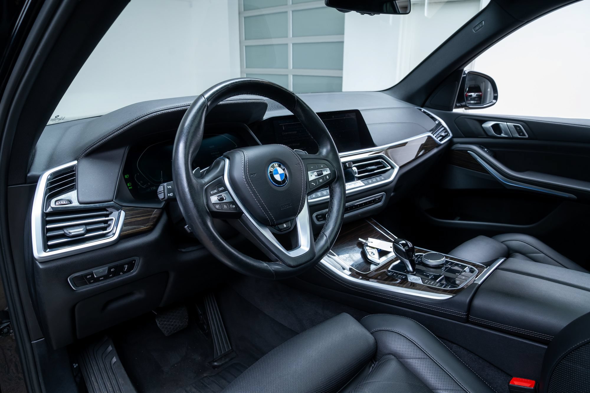 Used 2023 BMW X5 xDrive45e AWD/4WD image 18