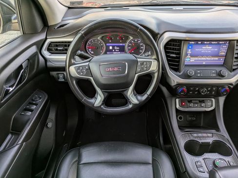 Used 2021 GMC Acadia SLT image 17