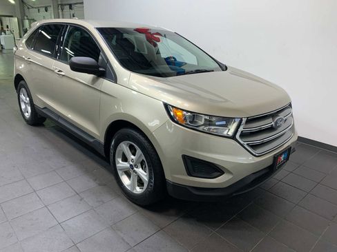 Used 2018 Ford Edge SE image 2