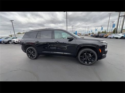 Certified 2024 Chevrolet Traverse RS image 9