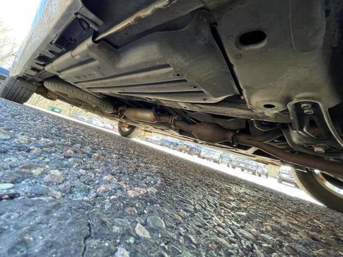 Used 2013 Toyota Sienna LE FWD image 18