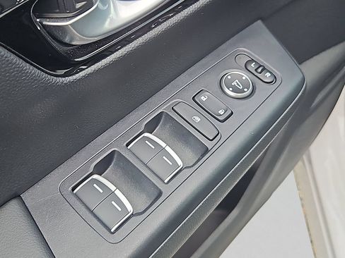 Used 2024 Honda CR-V EX-L image 26