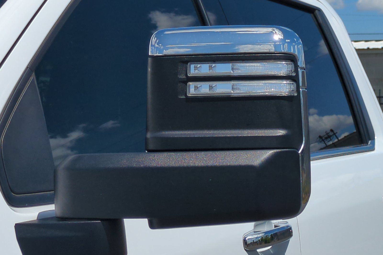 Used 2023 Chevrolet Silverado 2500 LTZ AWD/4WD image 51