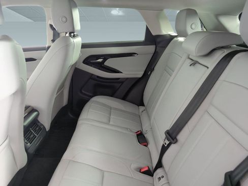 Used 2025 Land Rover Range Rover Evoque S image 21