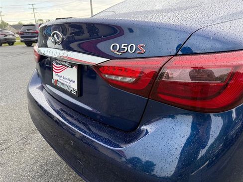 Used 2018 INFINITI Q50 Red Sport 400 image 10