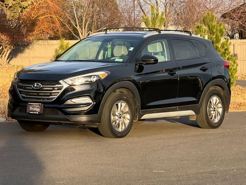 Used 2017 Hyundai Tucson SE image 9