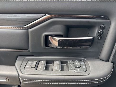 New 2026 RAM 2500 Rebel AWD/4WD image 9