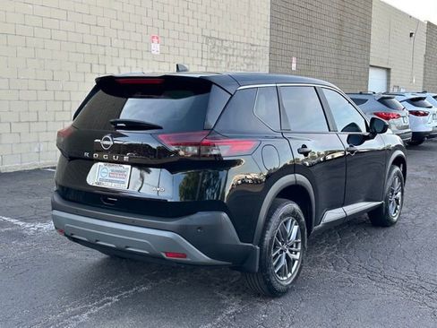 Used 2023 Nissan Rogue S AWD/4WD image 4