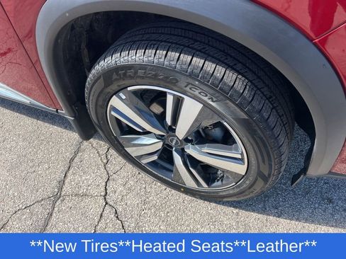 Used 2023 Nissan Rogue SL w/ SL Premium Package image 35