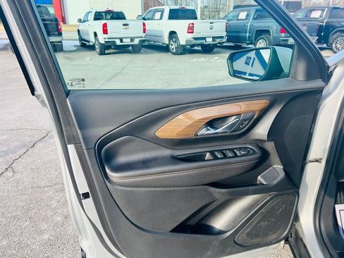 Used 2019 GMC Terrain SLE w/ Driver Convenience Package image 15