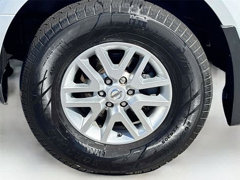 Used 2017 Nissan Frontier SV image 29