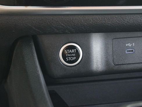 Used 2023 Nissan Rogue S AWD/4WD image 28