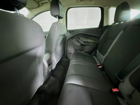 Used 2015 Ford Escape S image 23