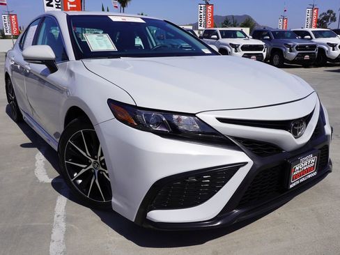 Certified 2024 Toyota Camry SE FWD image 2