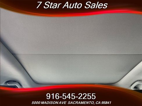 Used 2017 Hyundai Santa Fe Limited image 22