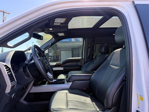 Used 2022 Ford F250 Lariat w/ Lariat Ultimate Package AWD/4WD image 6