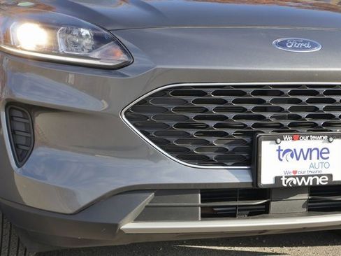 Used 2022 Ford Escape SE w/ Convenience Package image 28