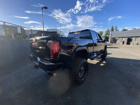 Used 2020 GMC Sierra 2500 Denali w/ Denali Ultimate Package AWD/4WD image 6
