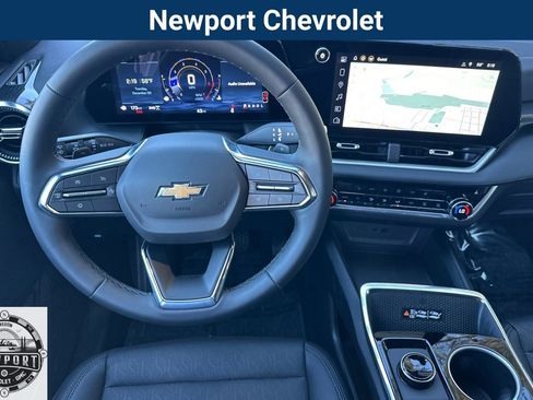 New 2026 Chevrolet Equinox LT w/ Convenience Package II image 15