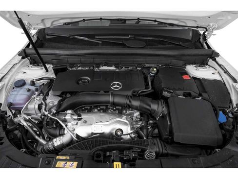 Used 2020 Mercedes-Benz GLB 250 4MATIC image 8