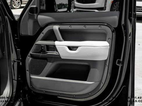 New 2026 Land Rover Defender 110 S AWD/4WD image 49