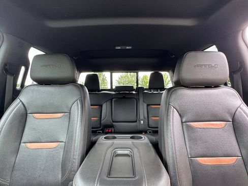 Used 2022 GMC Sierra 1500 AT4 w/ AT4 Premium Package AWD/4WD image 23