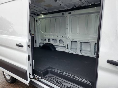 New 2026 Ford Transit 250 148 Medium Roof Extended AWD image 10