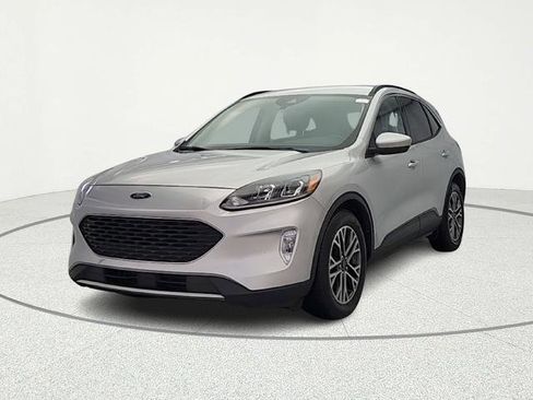 Used 2020 Ford Escape SEL image 4