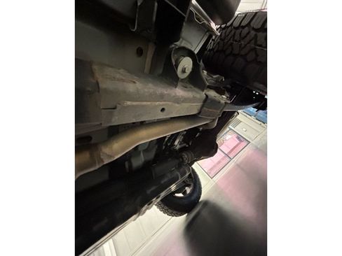 Used 2018 Jeep Wrangler Unlimited Sahara AWD/4WD image 57