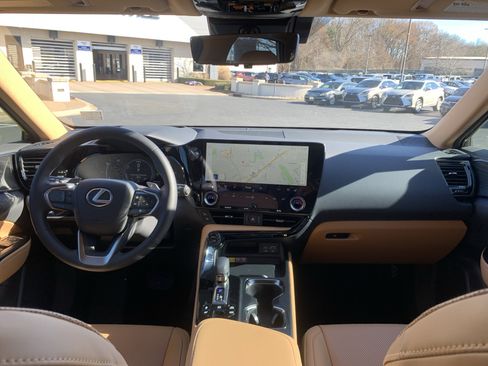 Used 2025 Lexus NX 450h+ AWD w/ Luxury Package image 30