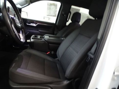 Certified 2022 GMC Sierra 1500 Elevation image 2