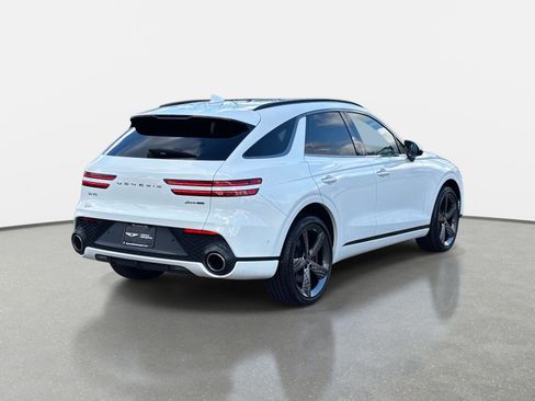 Used 2025 Genesis GV70 3.5T Sport w/ Sport Advanced Package image 5