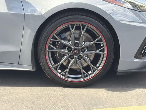 Used 2025 Chevrolet Corvette 2LT w/ Z51 Performance Package image 34