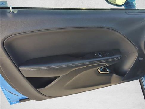 Used 2019 Dodge Challenger SRT Hellcat w/ Laguna Leather Package RWD image 8