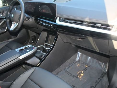 Used 2025 BMW X1 xDrive28i w/ Convenience Package image 25